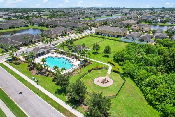 $2,150 | 2044 Hawks View Drive, Ruskin, FL 33570