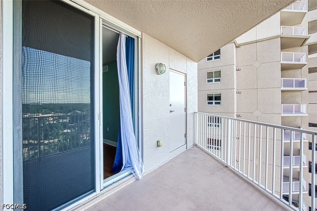 2104 West First Street, Unit 1004 Fort Myers, FL 33901 - Photo 33 of 42 a view of a walk in closet