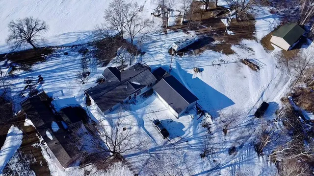 $449,000 | 30319 208th Avenue, Glenwood, MN 56334