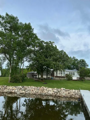 $449,000 | 30319 208th Avenue, Glenwood, MN 56334