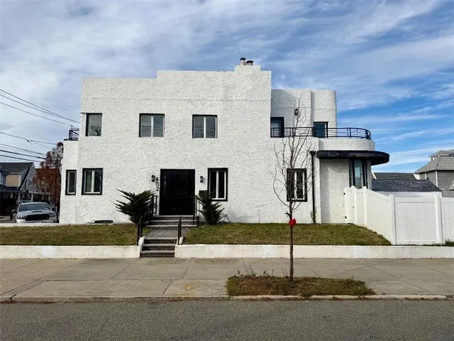 $1,500,000 | 402 Beach 134th Street | Belle Harbor