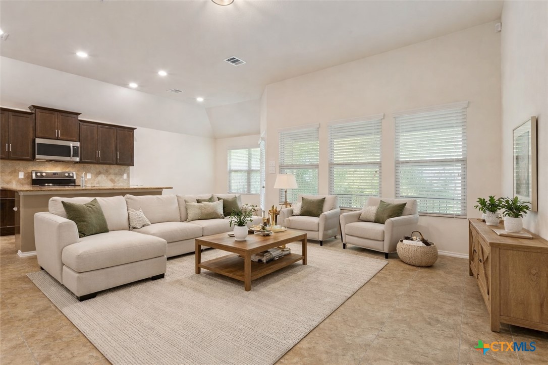 807 Liberty Hill Temple, TX 76504 - Photo 6 of 48 Virtually Staged