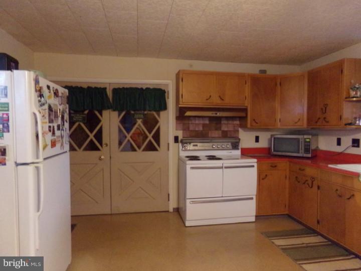 1435 Scott Street Reading, PA 19607 - Photo 5 of 15 Gallery Image 5