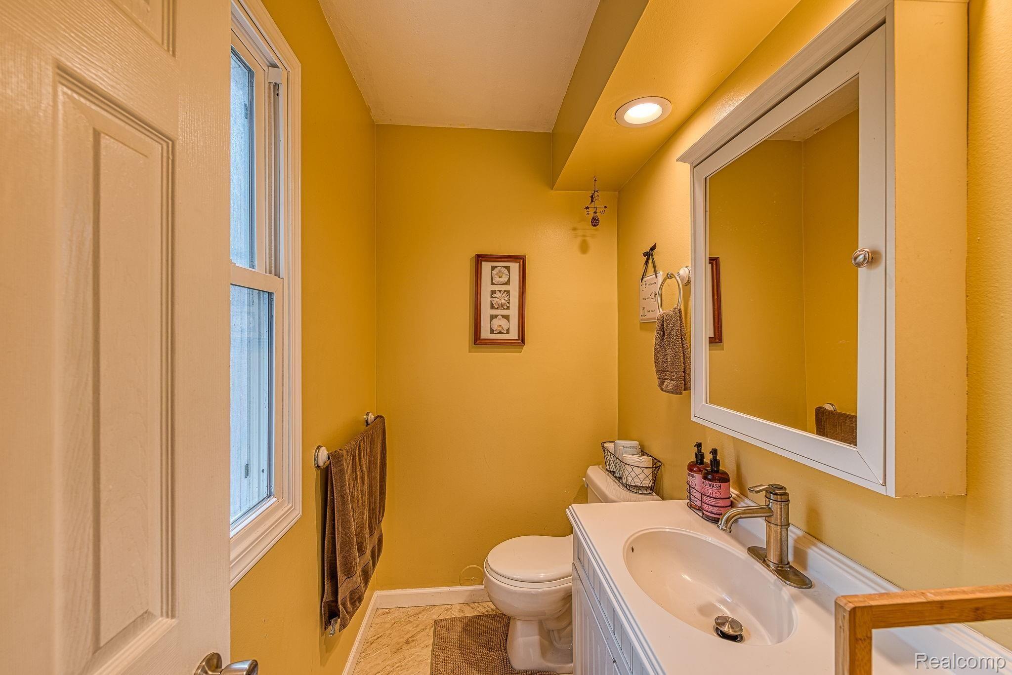 3599 Hunt Road Adrian, MI 49221 - Photo 16 of 27 4-web-or-mls-3599 Hunt-145_17.jpg