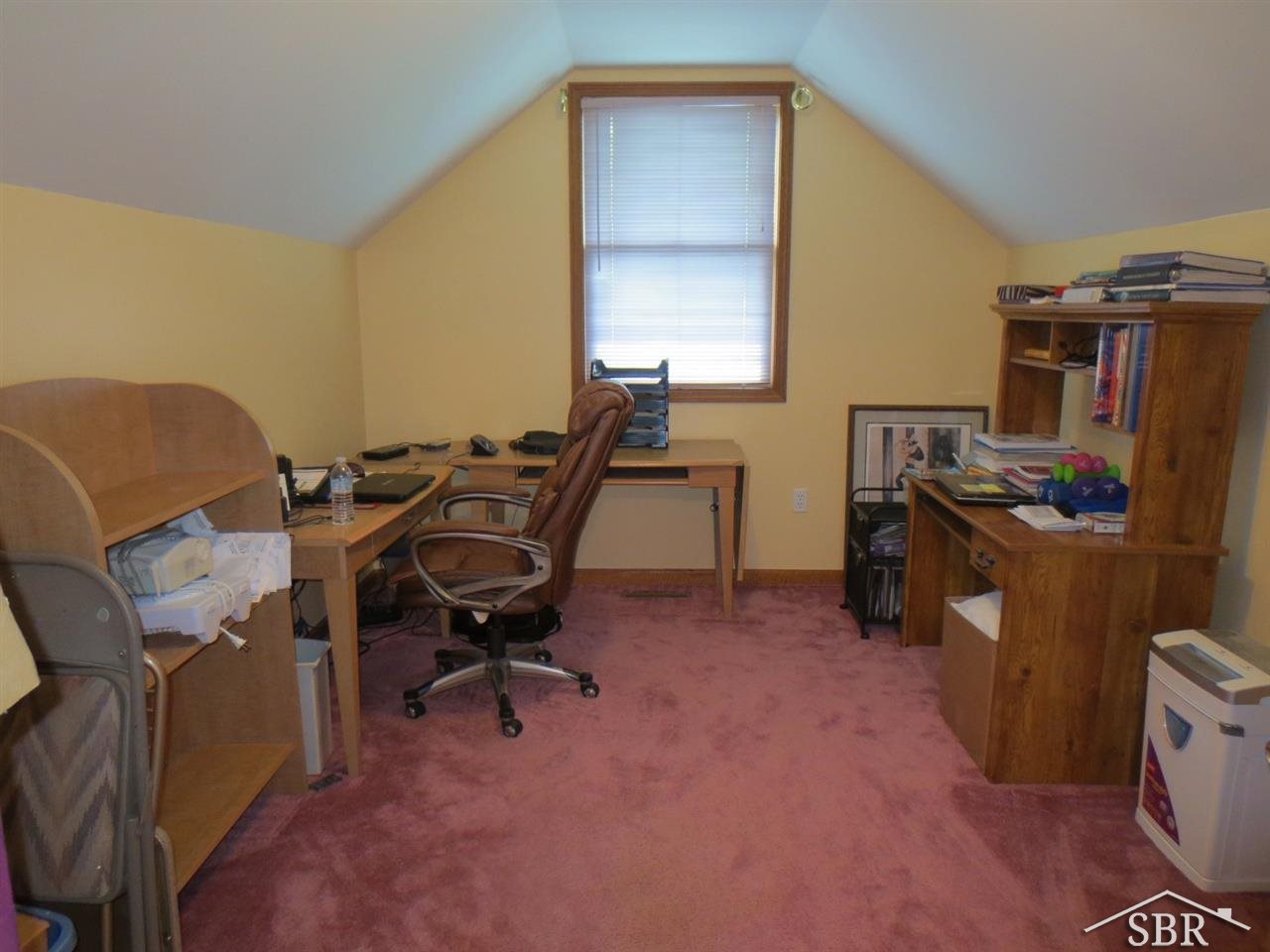 316 Colorado Ridge Hemlock, MI 48626 - Photo 13 of 18 31193142-12.JPG