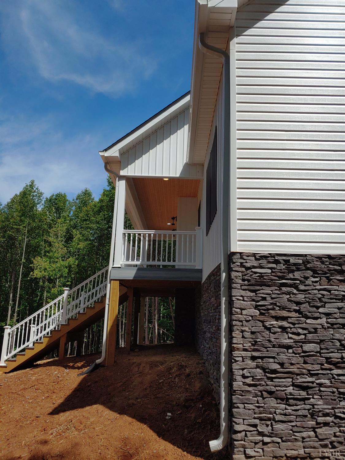 6230 Charlemont Road Goode, VA 24556 - Photo 11 of 99