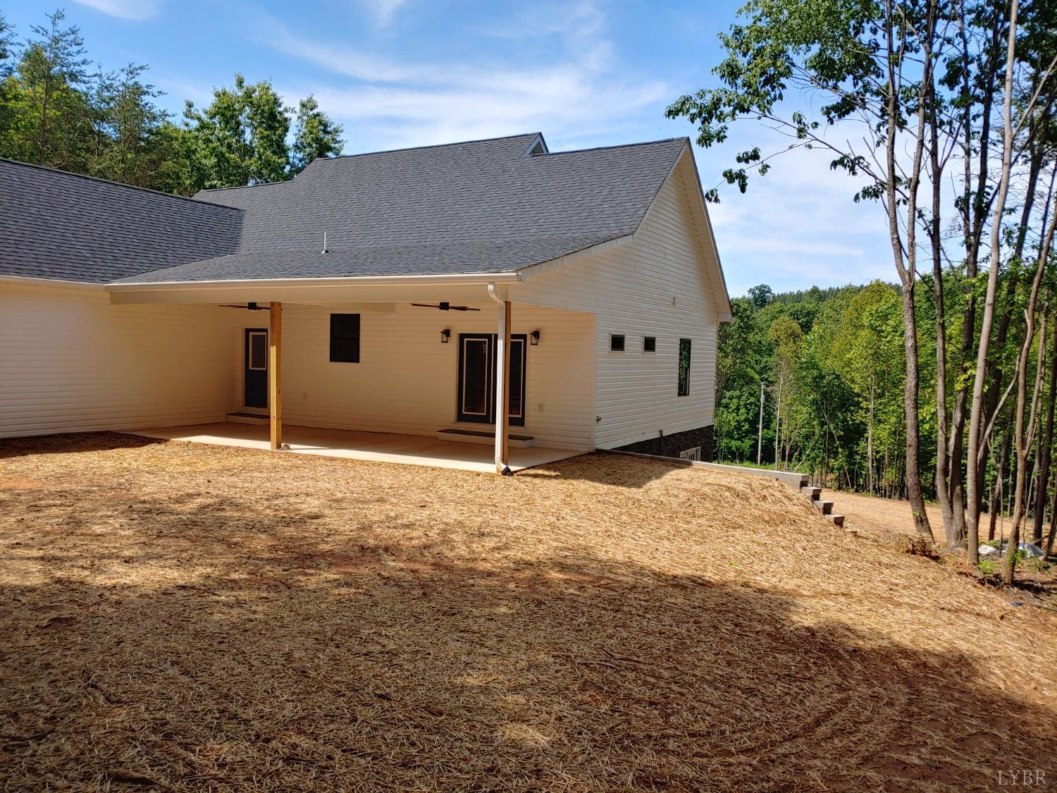 6230 Charlemont Road Goode, VA 24556 - Photo 13 of 99