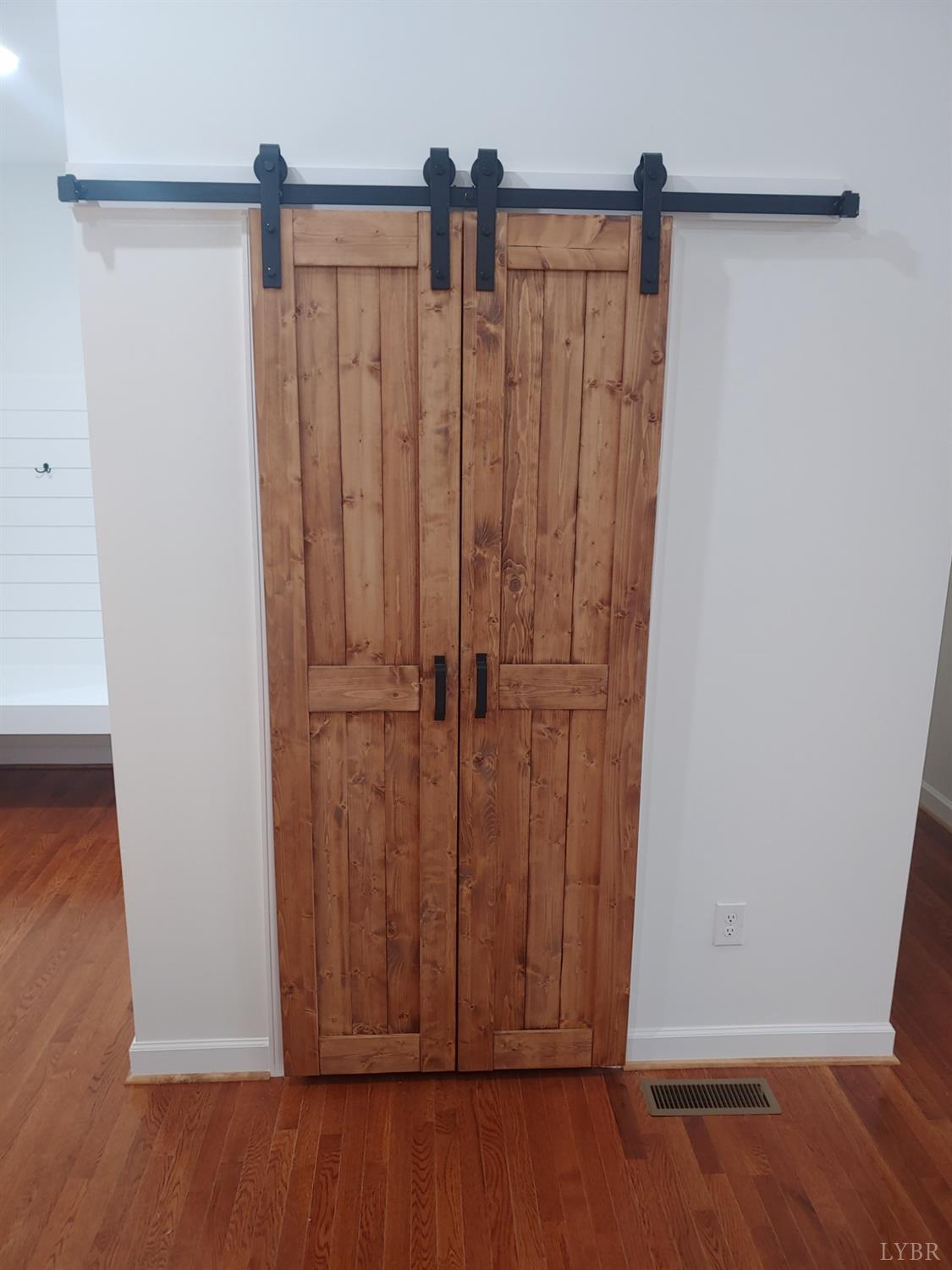 6230 Charlemont Road Goode, VA 24556 - Photo 32 of 99 a view of a small space