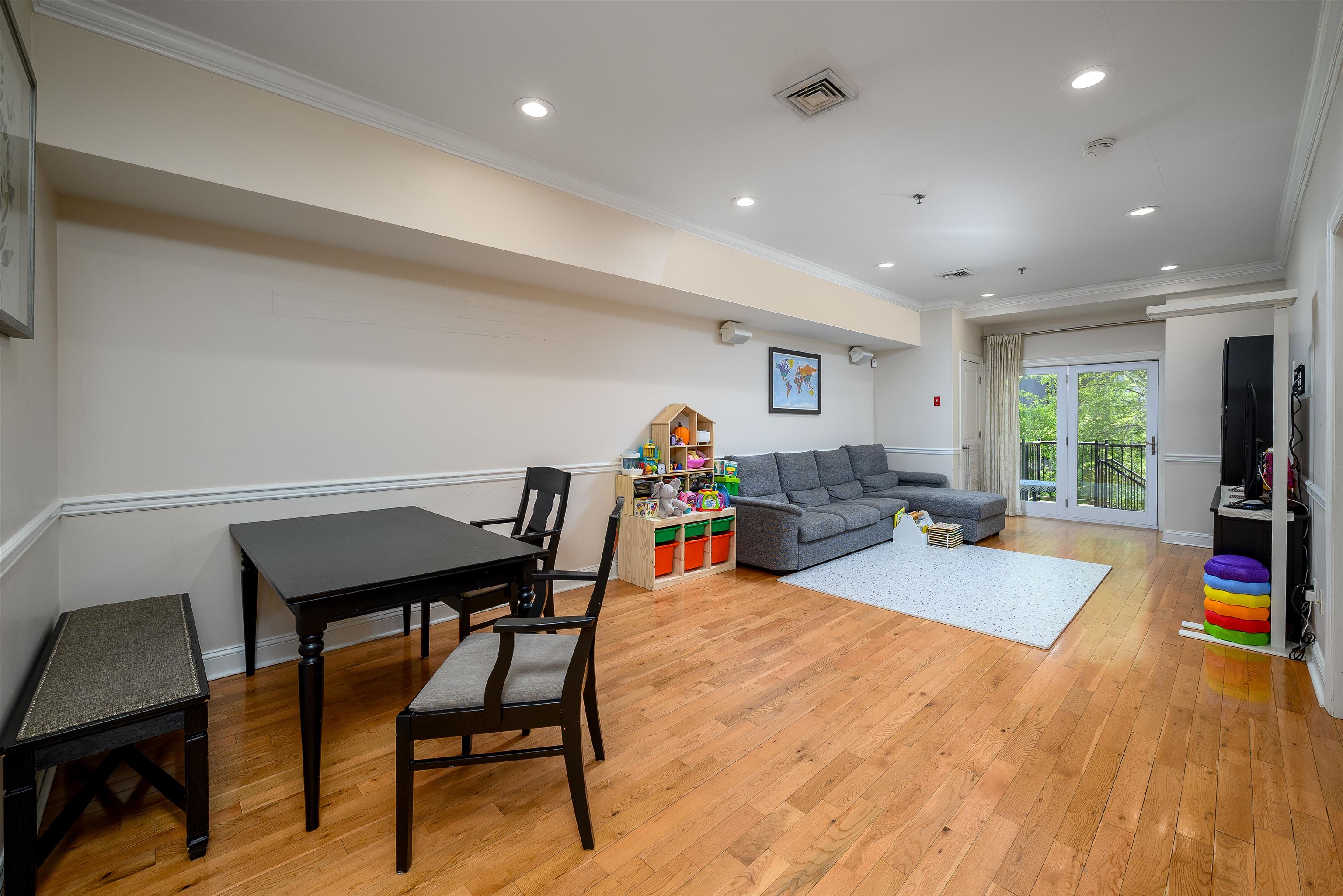 413 Madison Street, Unit 2 Hoboken, NJ 07030 - Photo 8 of 21
