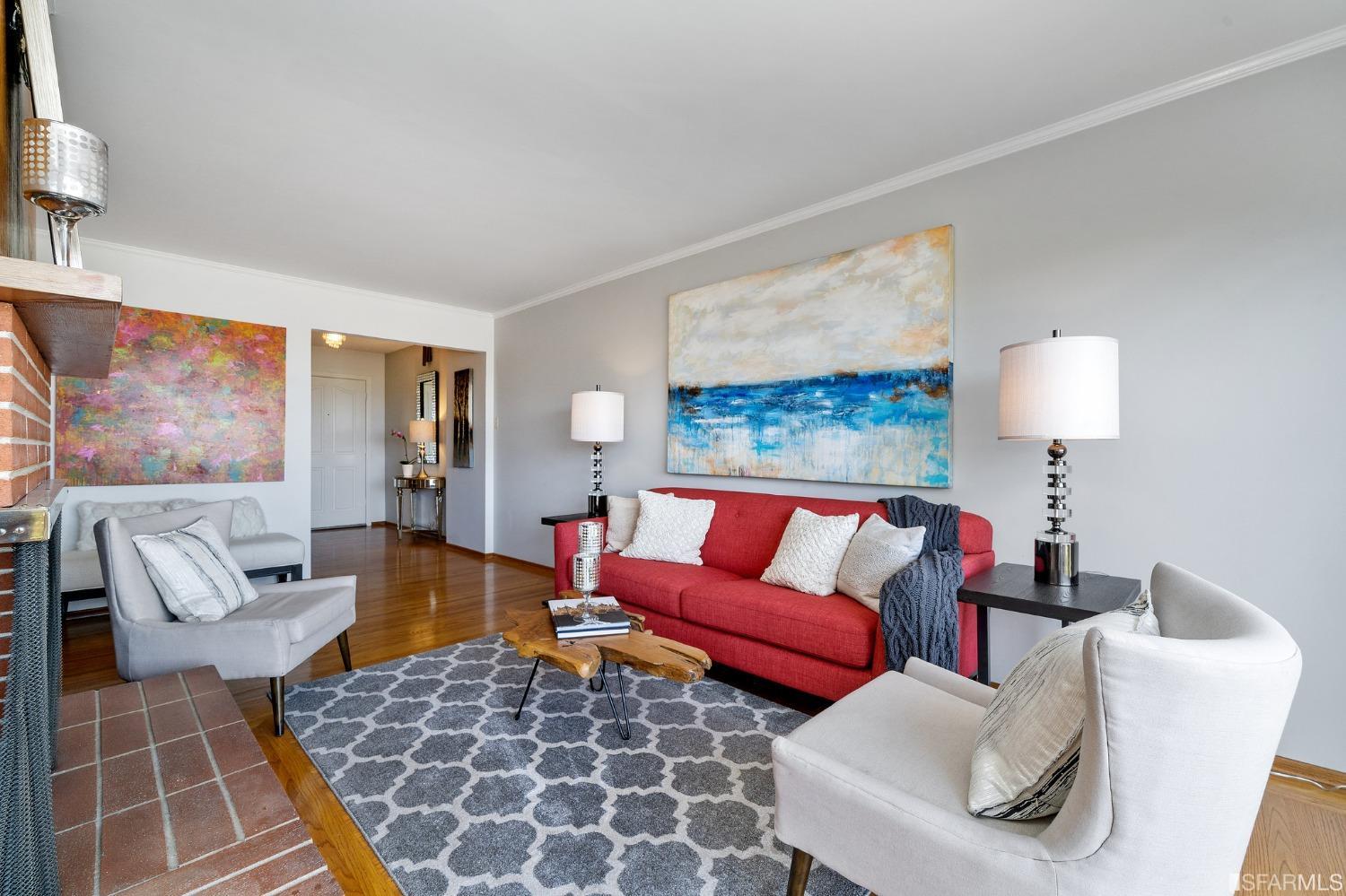 385 Corbett Avenue San Francisco, CA 94114 - Photo 12 of 72 a living room with furniture and a lamp