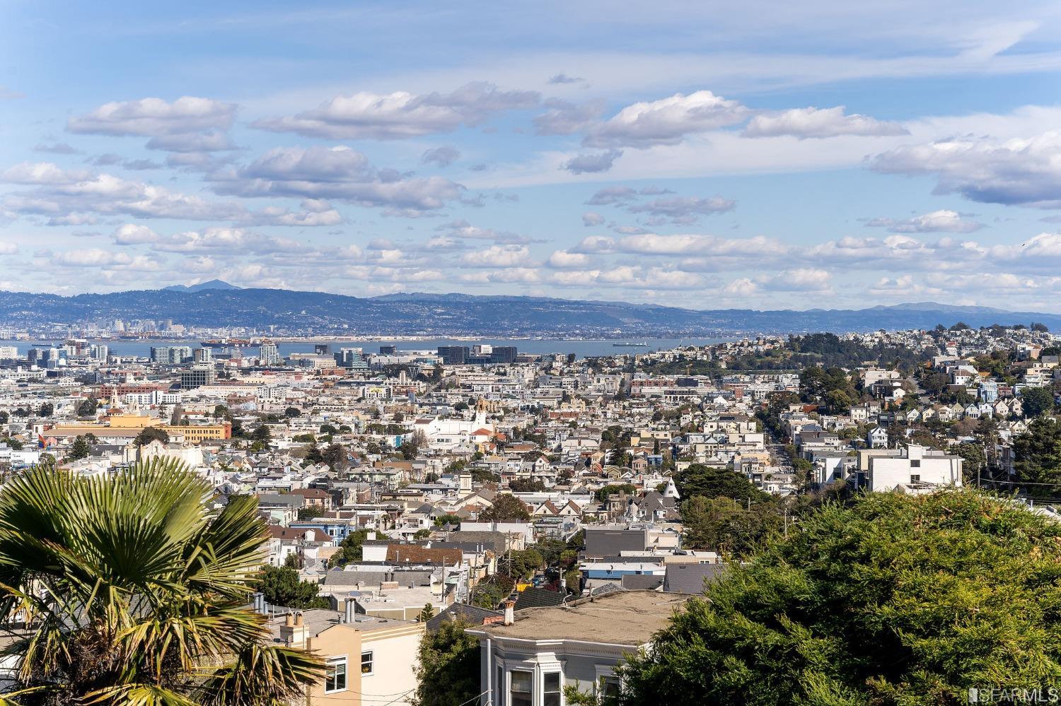 385 Corbett Avenue San Francisco, CA 94114 - Photo 23 of 72 an aerial view of multiple house