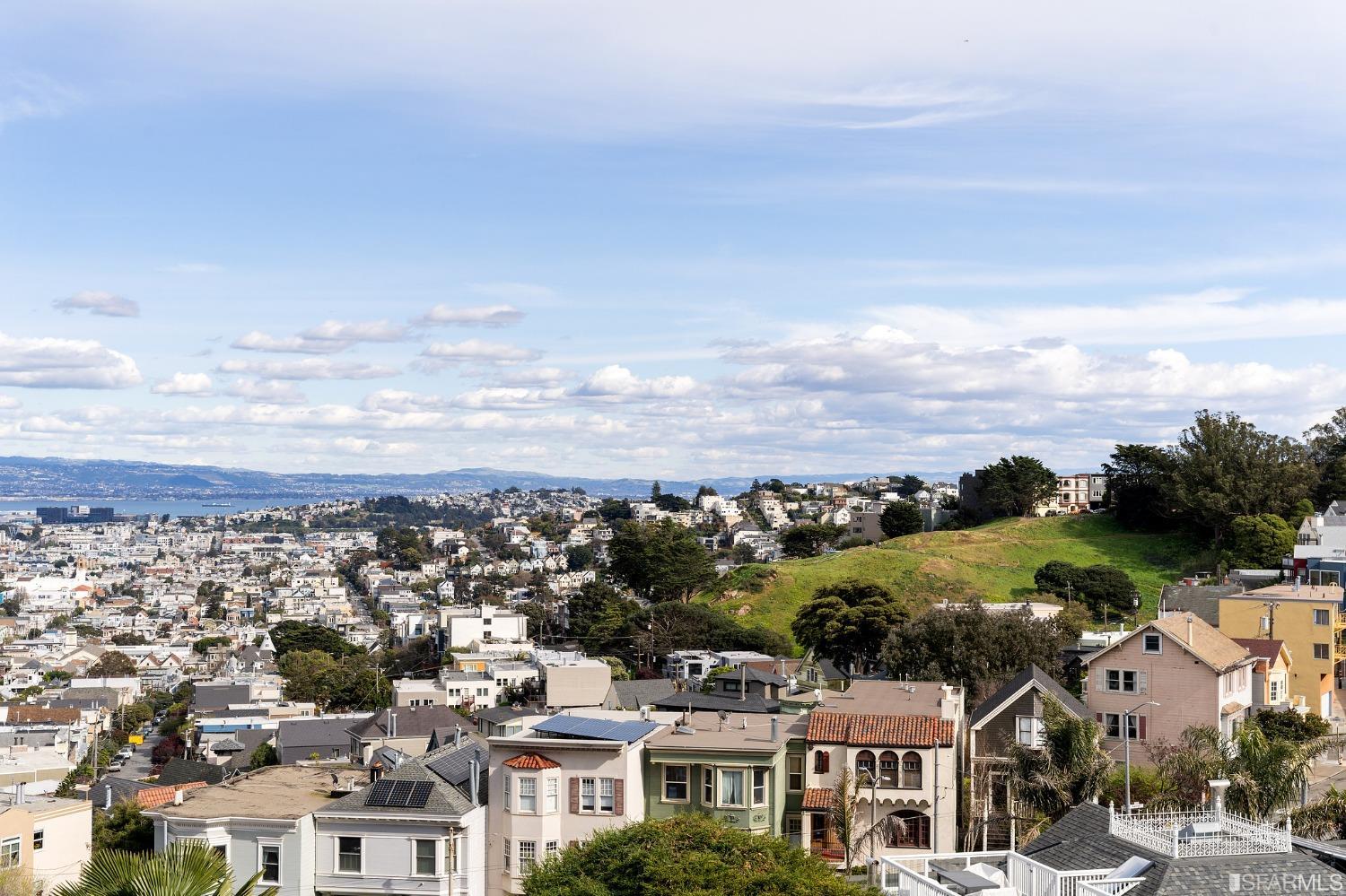 385 Corbett Avenue San Francisco, CA 94114 - Photo 36 of 72