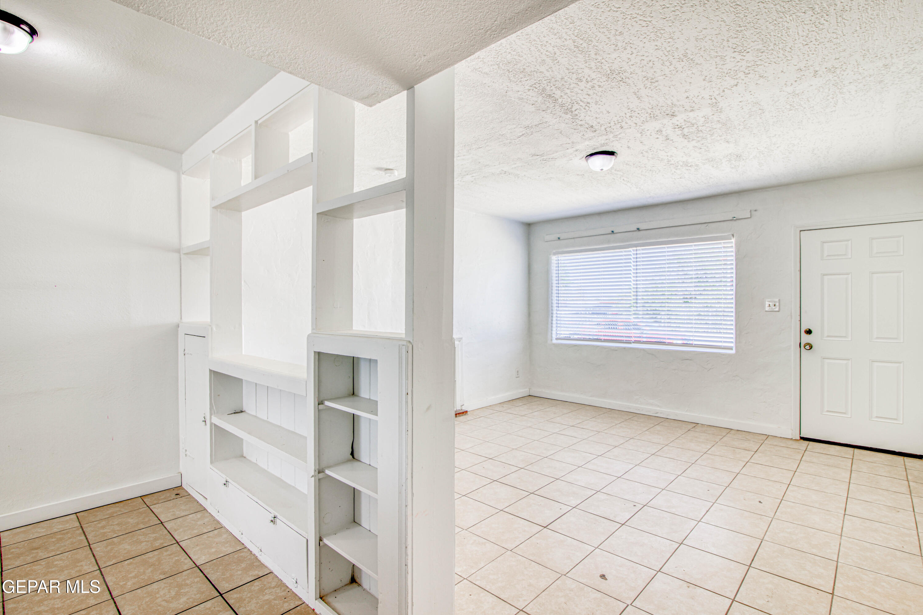 8929 Robert Drive El Paso, TX 79904 - Photo 18 of 73 362A9658_HDR