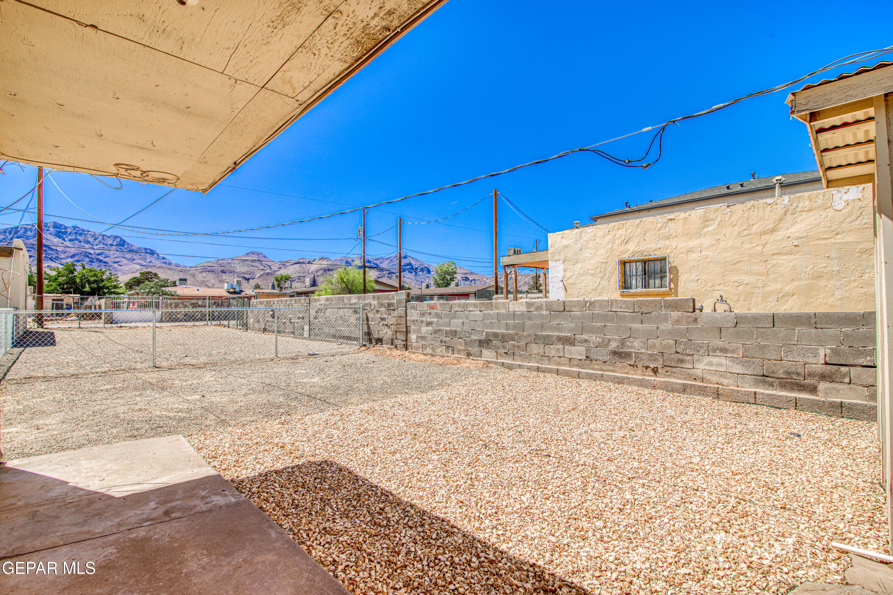 8929 Robert Drive El Paso, TX 79904 - Photo 40 of 73 362A9768_HDR