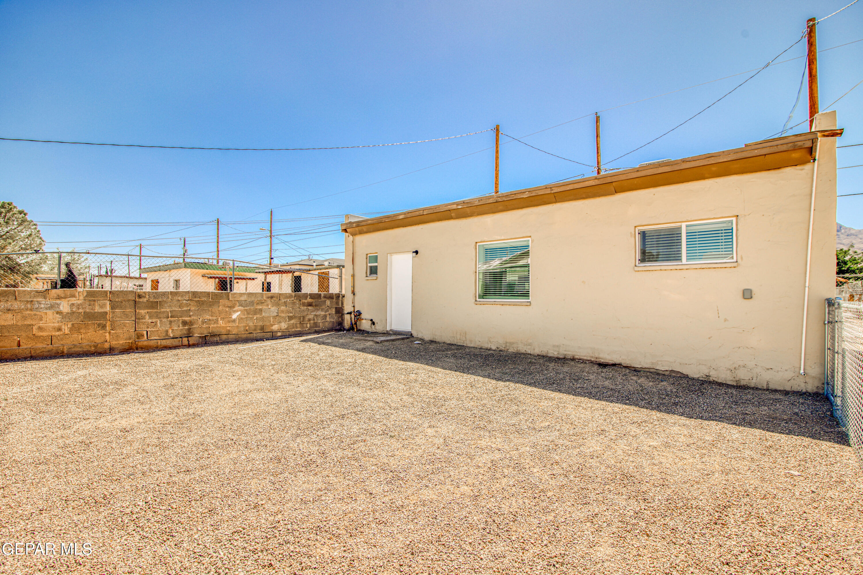 8929 Robert Drive El Paso, TX 79904 - Photo 45 of 73 362A9798_HDR