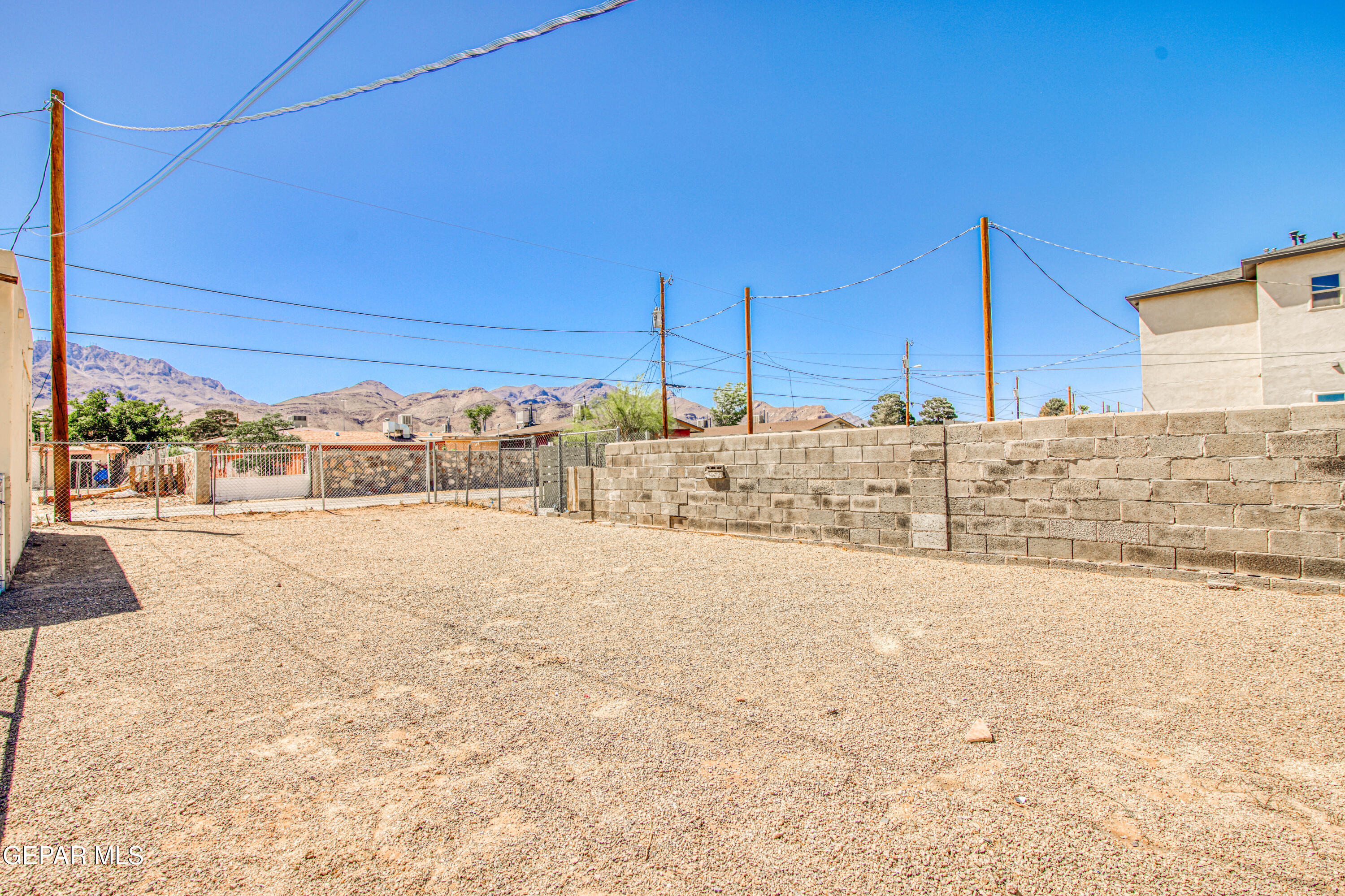 8929 Robert Drive El Paso, TX 79904 - Photo 47 of 73 362A9808_HDR