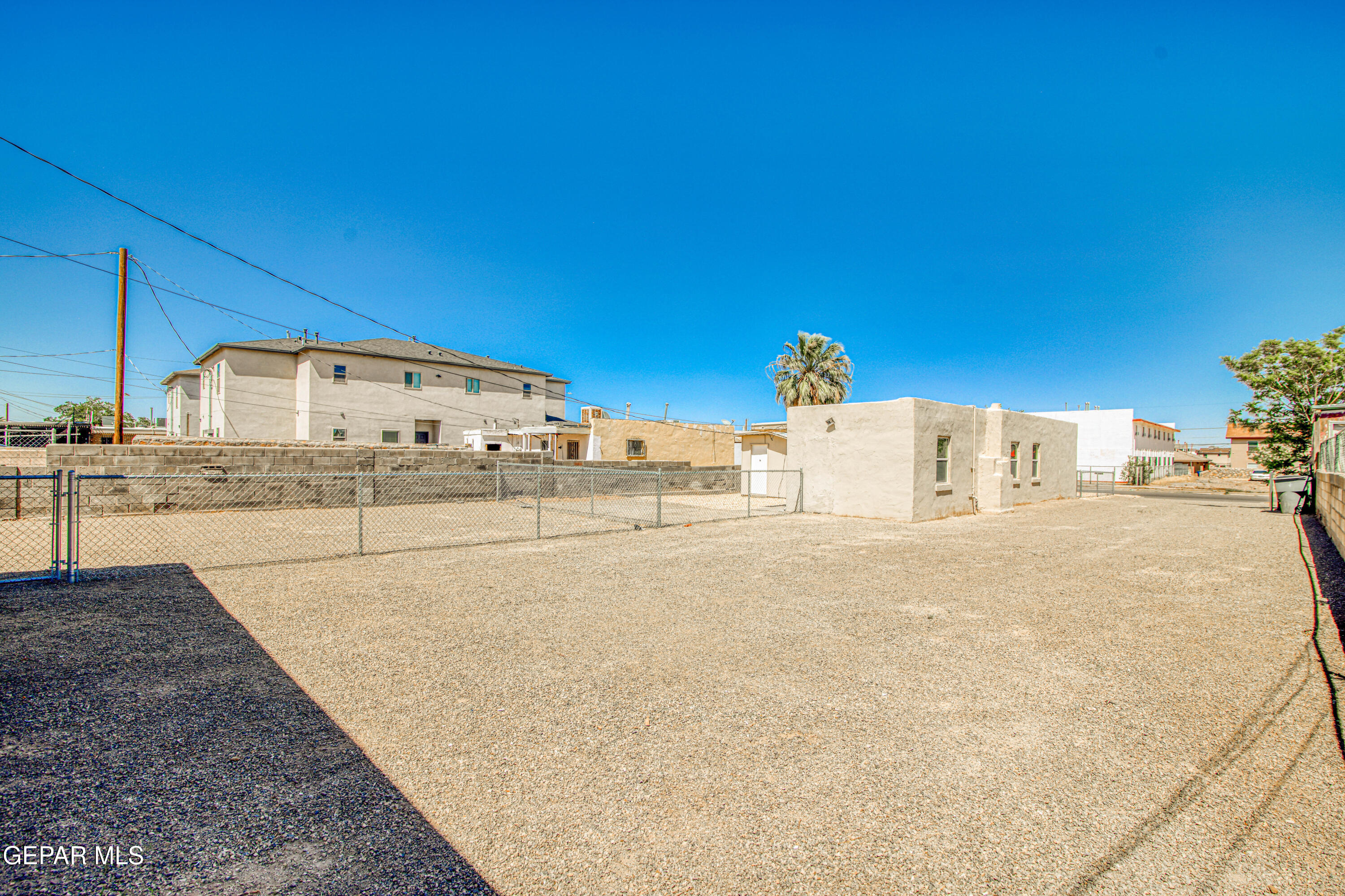 8929 Robert Drive El Paso, TX 79904 - Photo 50 of 73 362A9833_HDR