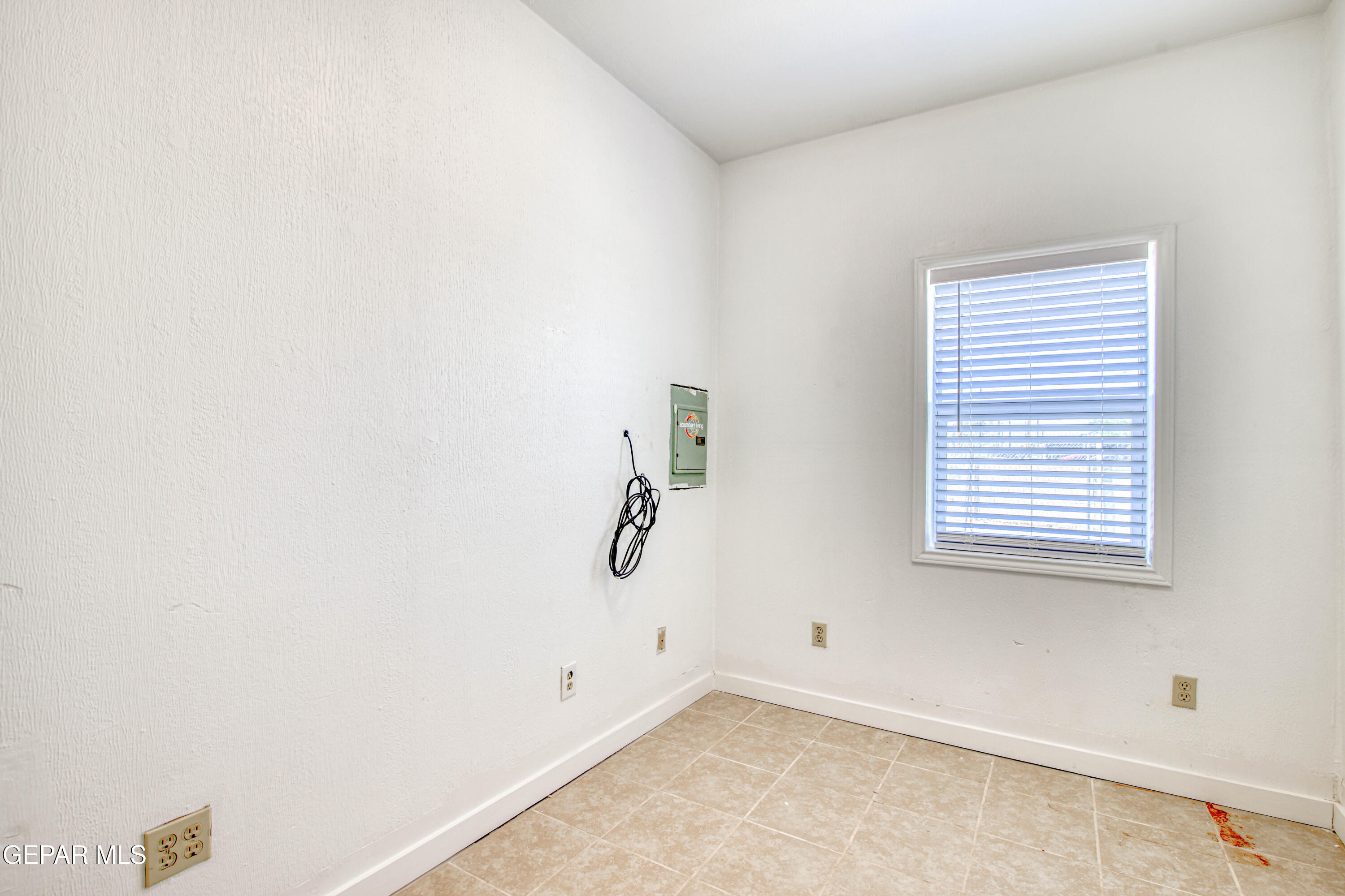 8929 Robert Drive El Paso, TX 79904 - Photo 67 of 73 362A9928_HDR