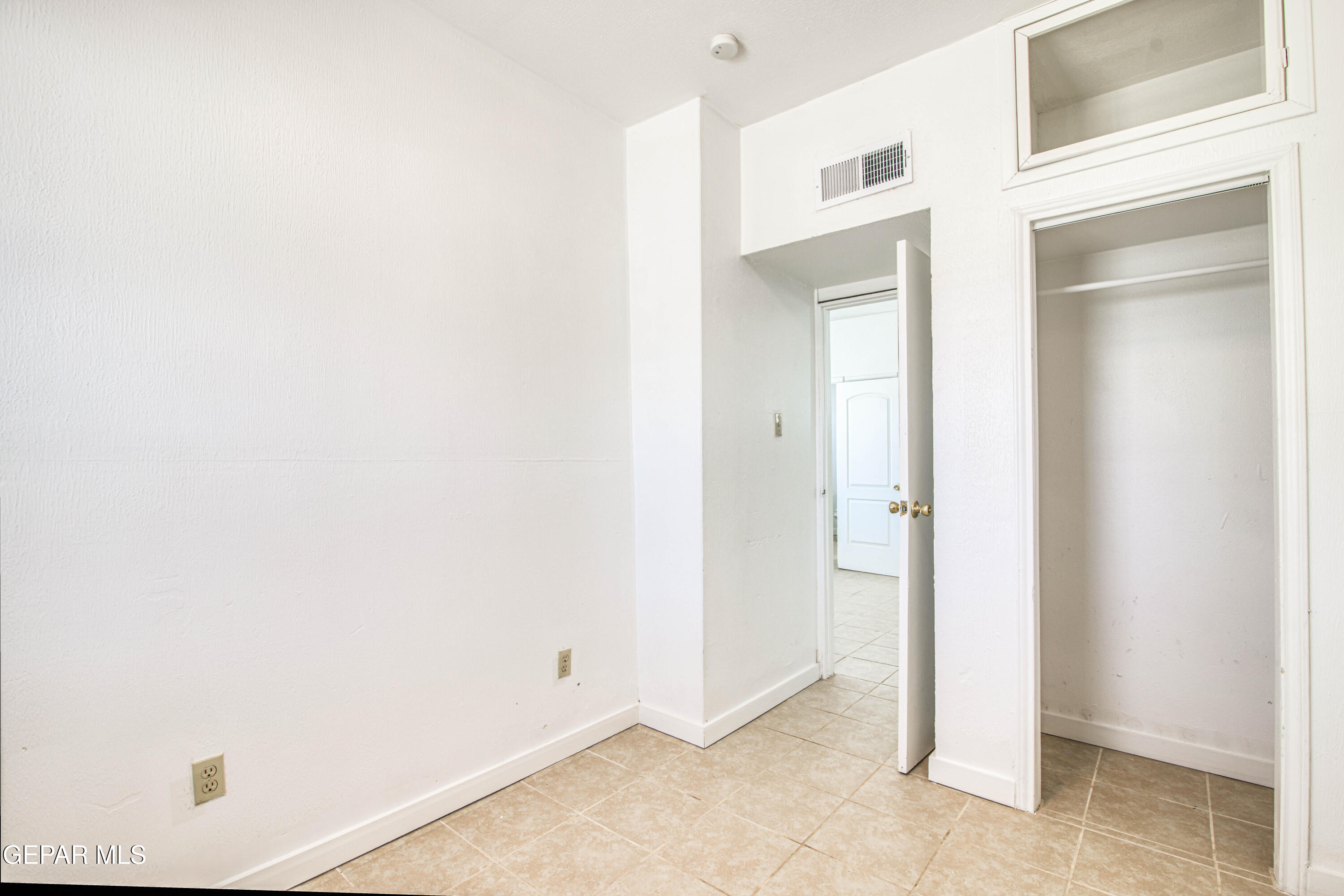 8929 Robert Drive El Paso, TX 79904 - Photo 69 of 73 362A9938_HDR