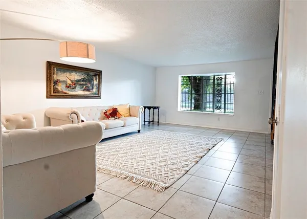 $1,500 | 6201 Fondren Road, Unit 20, Houston, TX 77036