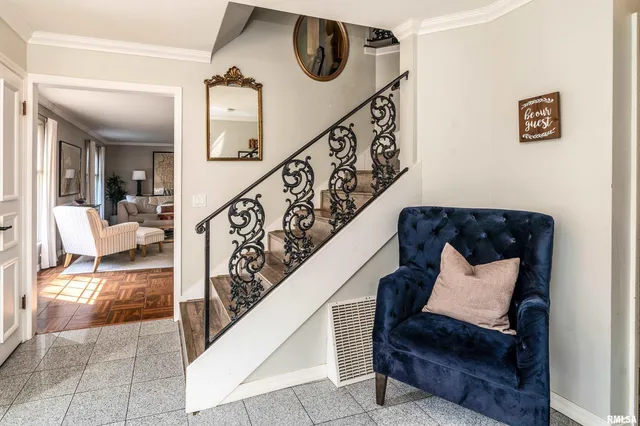 $299,500 | 27 Pinewood Drive, Carbondale, IL 62901