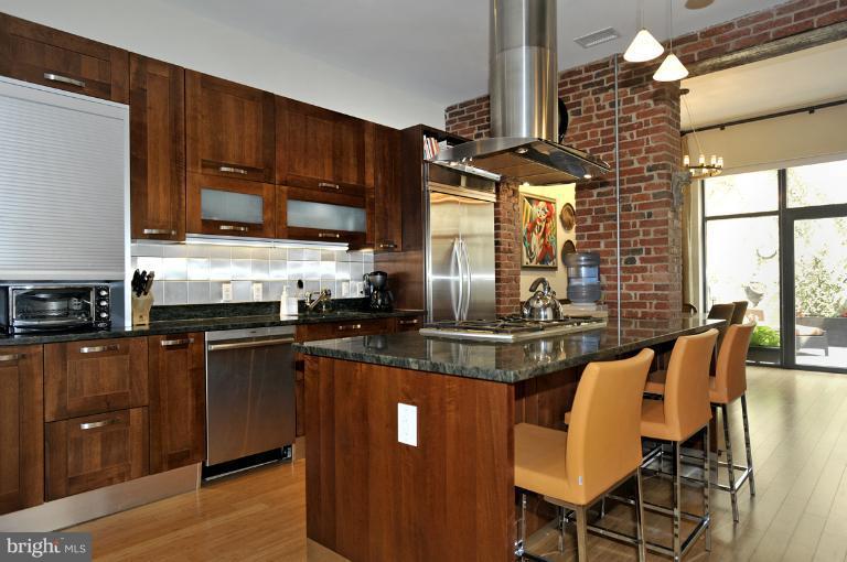 1413 P Street Northwest, Unit 203 Washington, DC 20005 - Photo 2 of 25 Kitchen