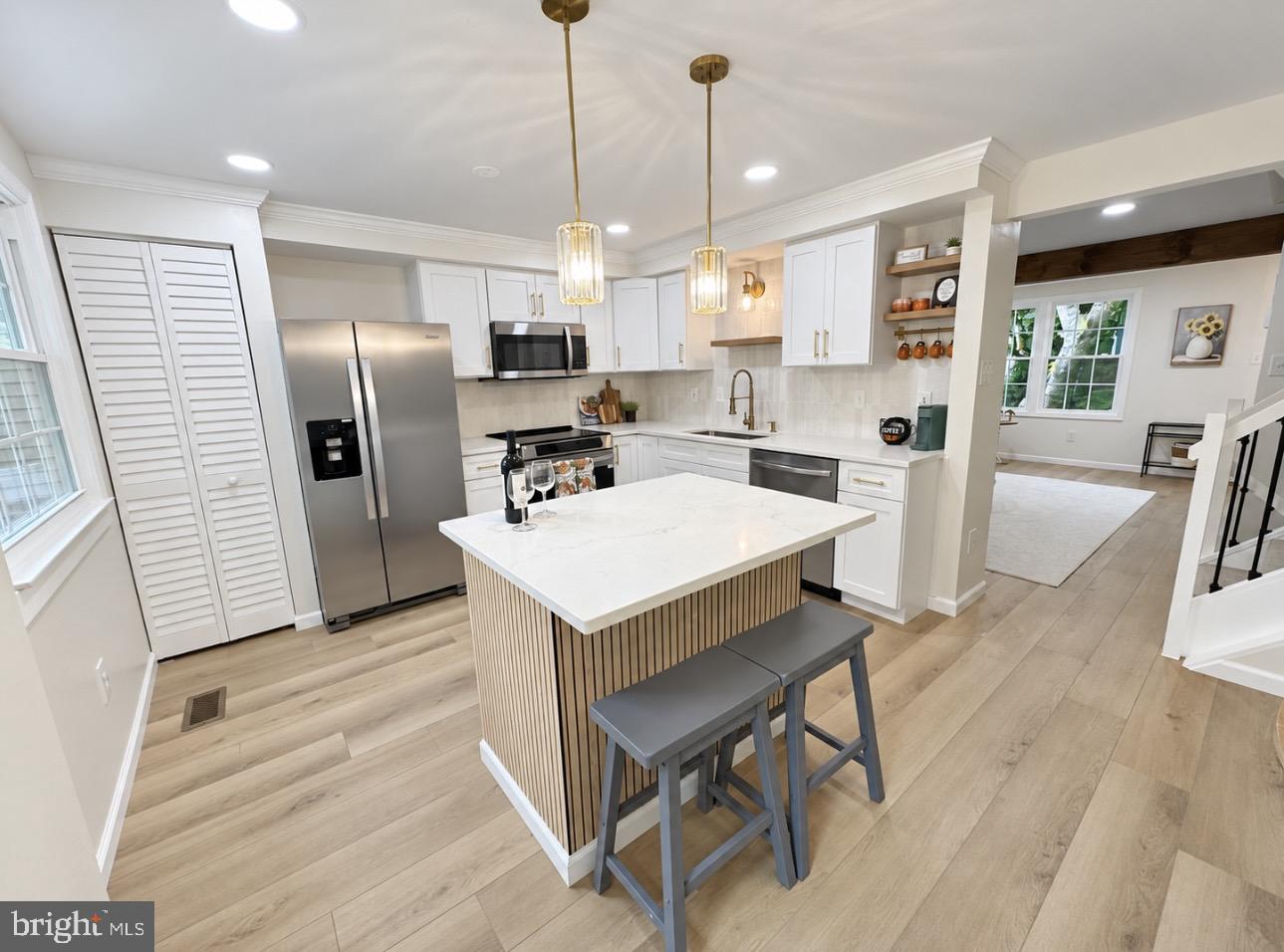 11550 Ivy Bush Court Reston, VA 20191 - Photo 7 of 30 Gallery Image 7