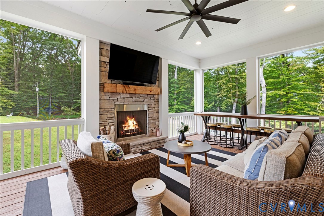 12213 Capwell Drive Midlothian, VA 23113 - Photo 19 of 50