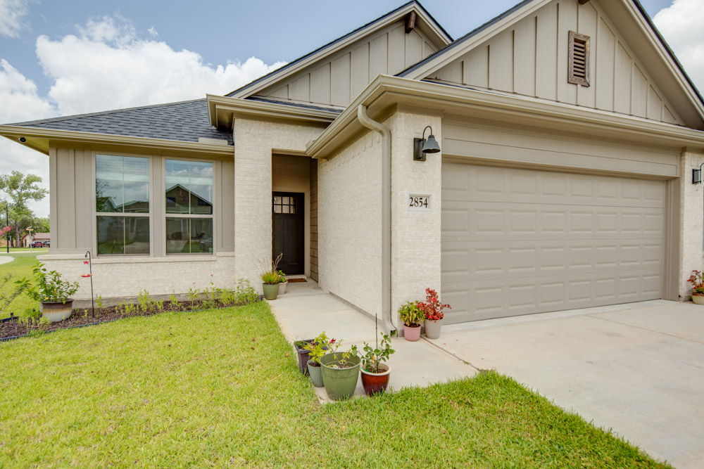 2854 Messenger Way Bryan, TX 77803 - Photo 3 of 26