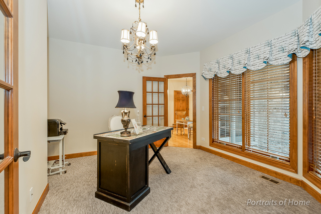 1015 Mackenzie Place Wheaton, IL 60187 - Photo 11 of 26