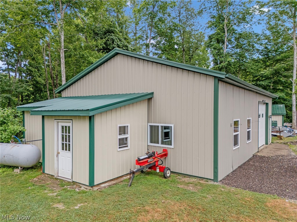 32800 Clendening Lake Road Freeport, OH 43973 - Photo 11 of 39 View of garage