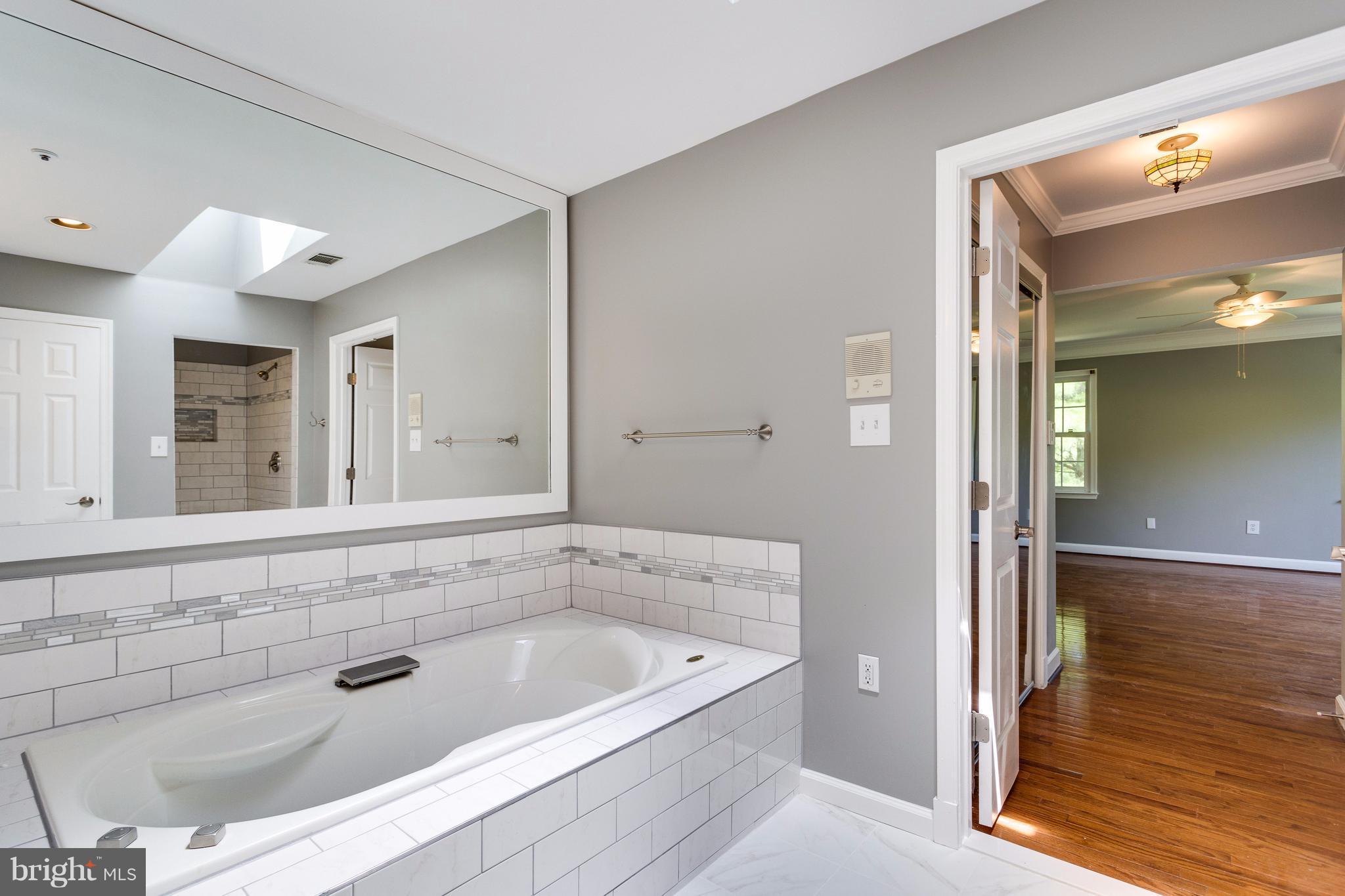 11807 Bishops Content Road Bowie, MD 20721 - Photo 19 of 30 Master Bathroom