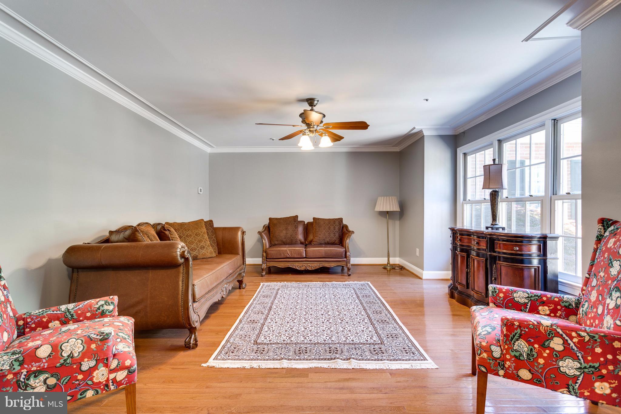 11807 Bishops Content Road Bowie, MD 20721 - Photo 4 of 30 Living Room