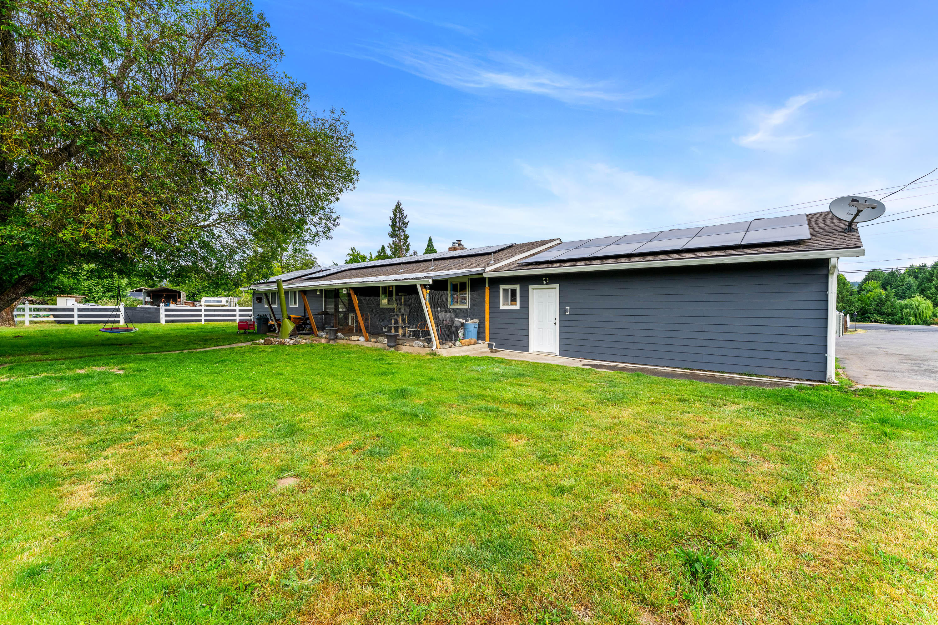 4675 Leonard Road Grants Pass, OR 97527 - Photo 20 of 35
