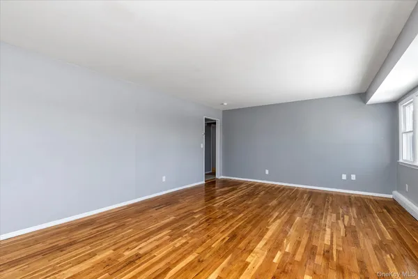 $3,500 | 27 Marlo Lane, Unit 2, Hauppauge, NY 11788