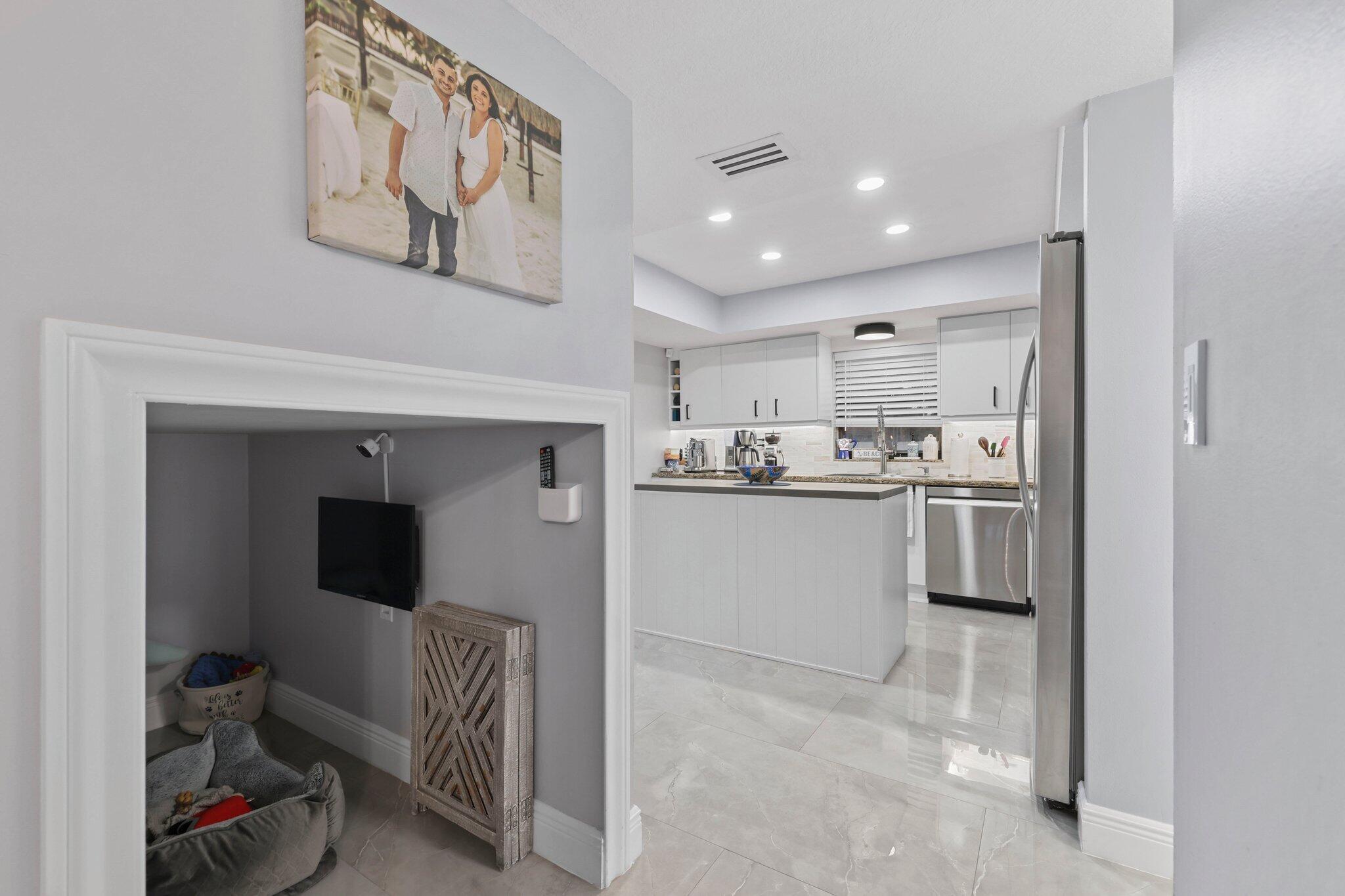 400 Southwest 28th Avenue Delray Beach, FL 33445 - Photo 28 of 53 400 Southwest 28th Ave - 26.jpg-SMALL