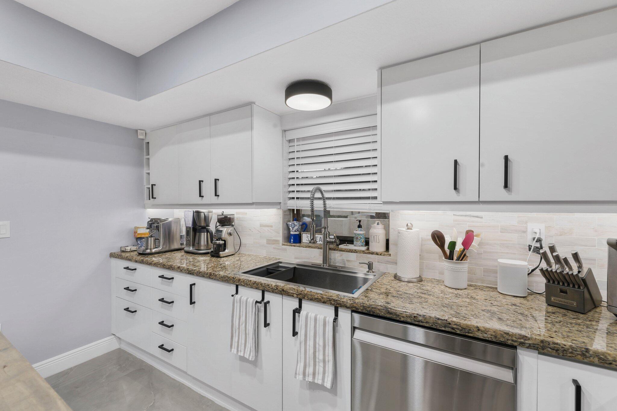 400 Southwest 28th Avenue Delray Beach, FL 33445 - Photo 34 of 53 400 Southwest 28th Ave - 24.jpg-SMALL