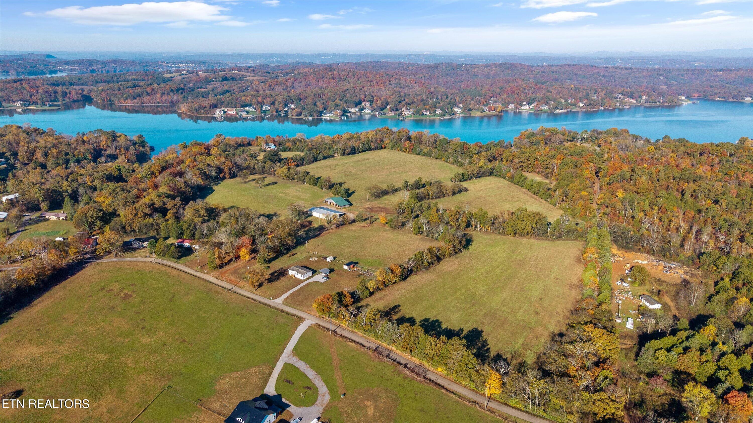 01-727 Bales Hollow Rd07