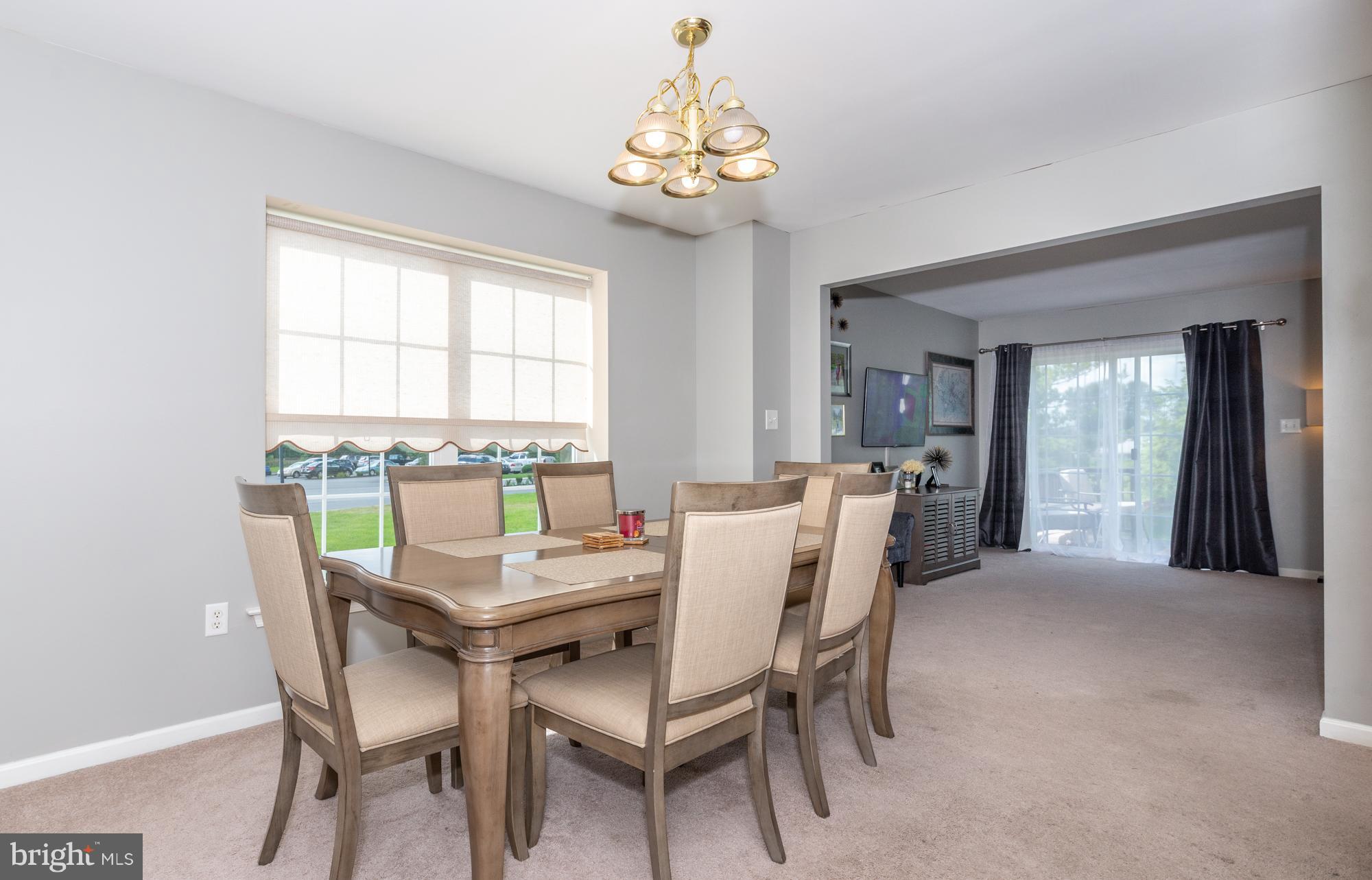 800 Caramist Circle Sinking Spring, PA 19608 - Photo 8 of 26 Dining Area