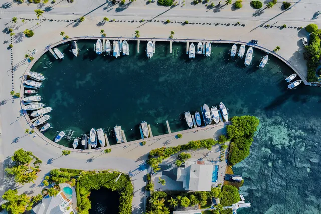 $1,625,000 | 124 Venetian Way, Islamorada, FL 33036