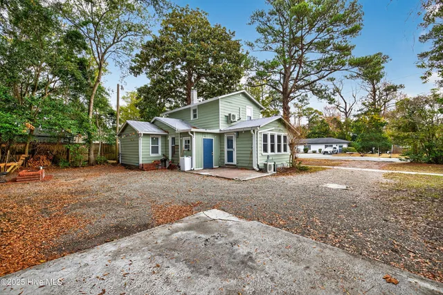 $10,750,000 | 145 Lullwater Drive, Wilmington, NC 28403