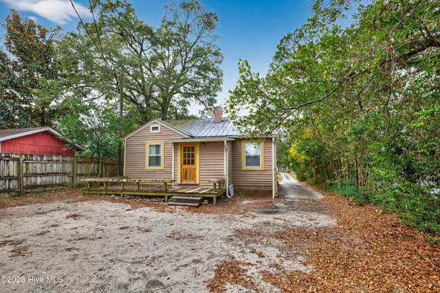 $10,750,000 | 145 Lullwater Drive, Wilmington, NC 28403