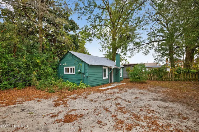 $10,750,000 | 145 Lullwater Drive, Wilmington, NC 28403