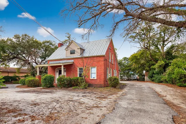 $10,750,000 | 145 Lullwater Drive, Wilmington, NC 28403