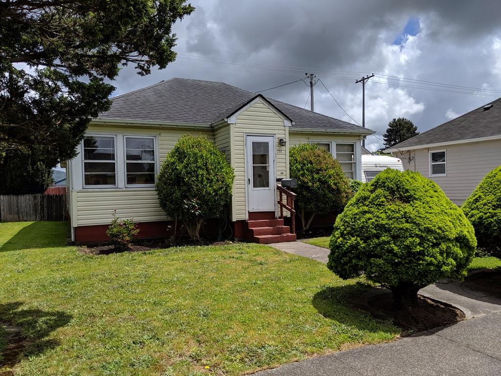 711 Manor Place Tillamook, OR 97141 - Photo 1 of 4 MVIMG_20190607_131234