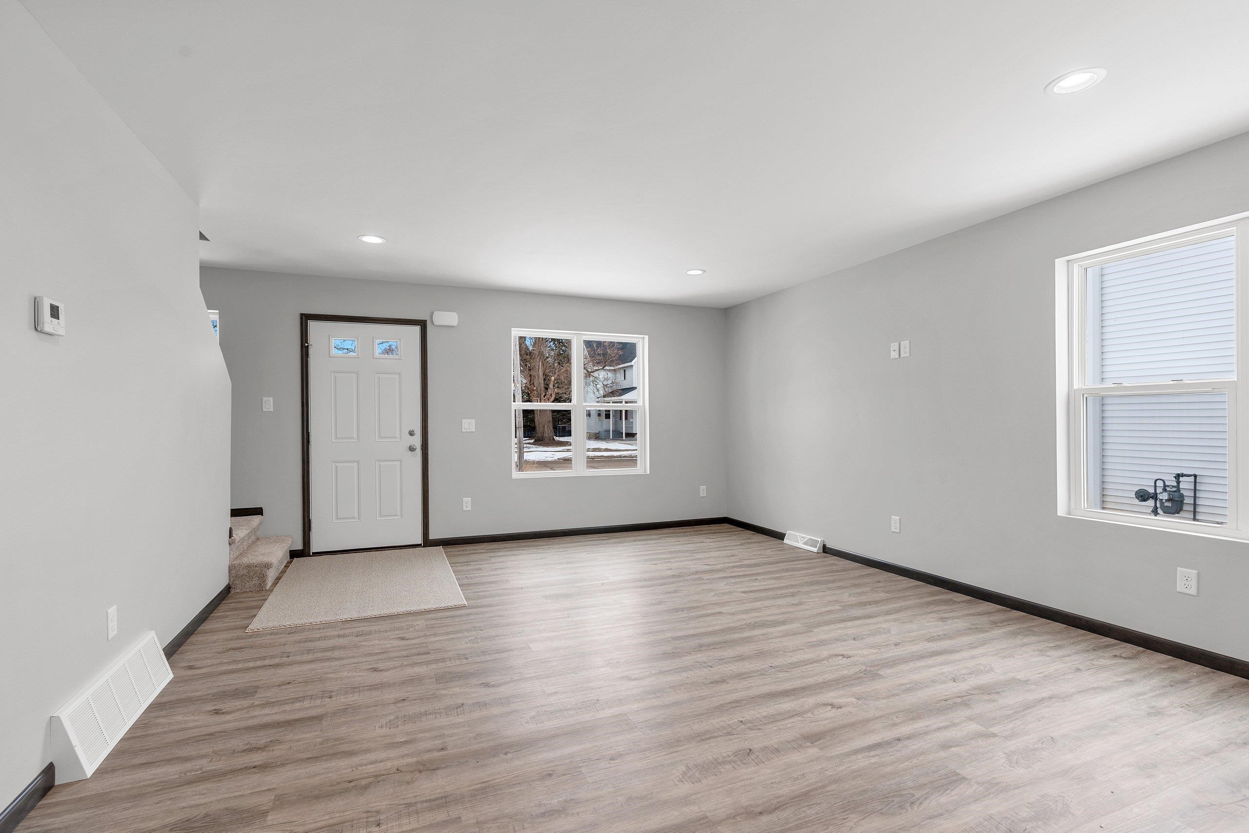 431 Scott Street Ripon, WI 54971 - Photo 10 of 43