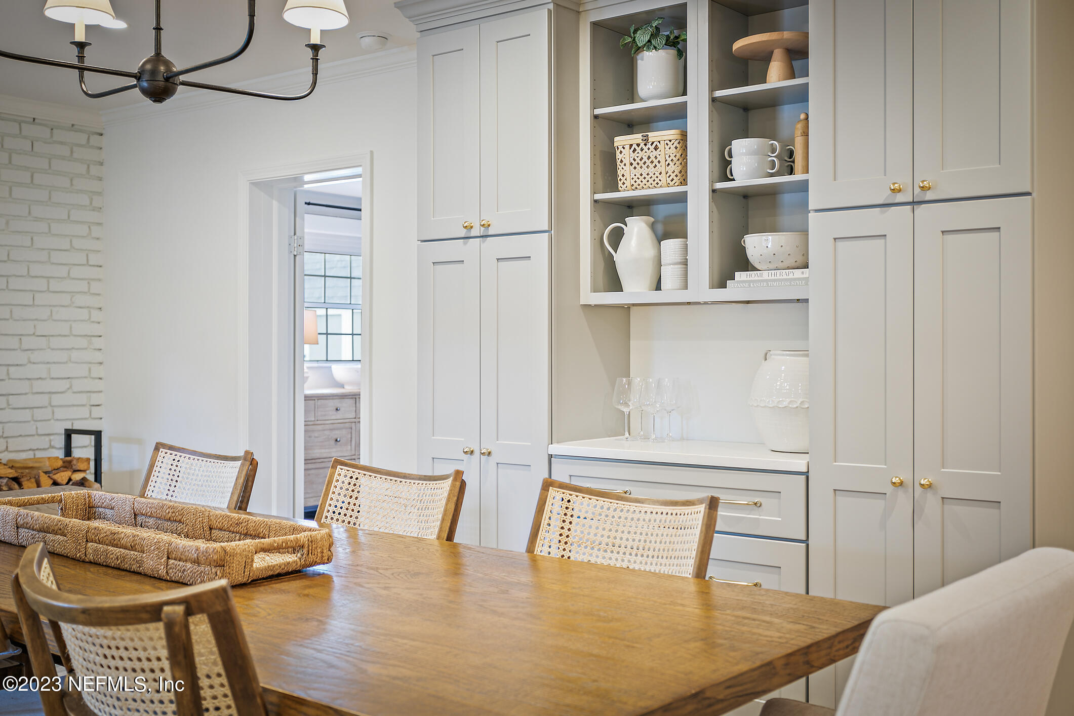 4717 Carlisle Road Jacksonville, FL 32210 - Photo 19 of 46 Beautiful Custom Cabinetry