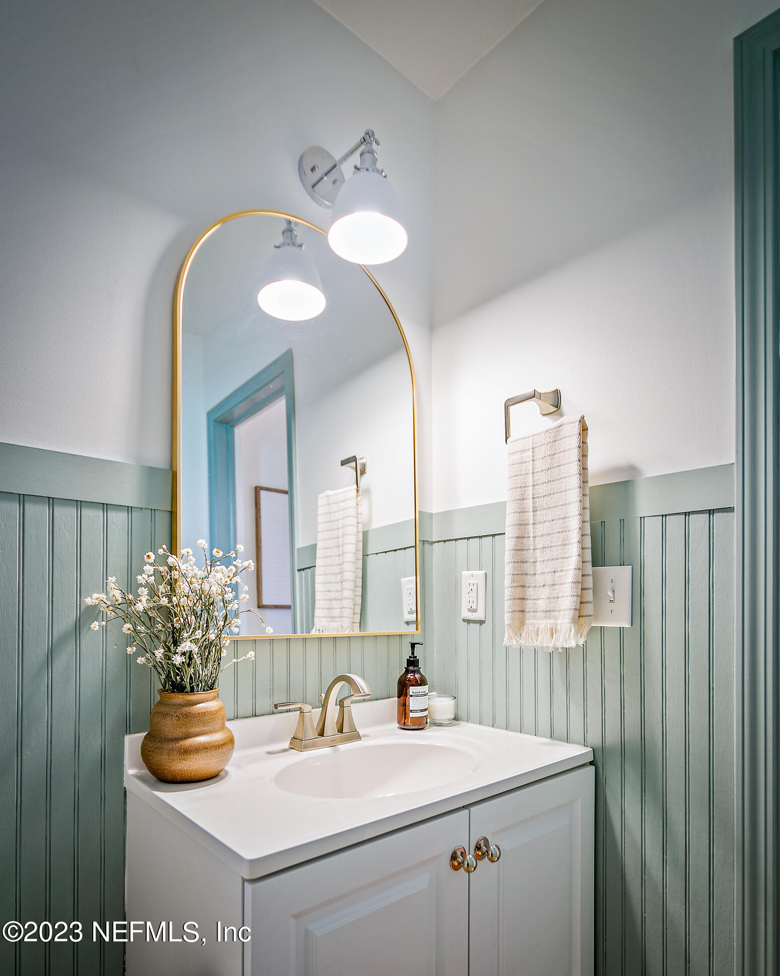 4717 Carlisle Road Jacksonville, FL 32210 - Photo 32 of 46 Vanity for Bedroom #3