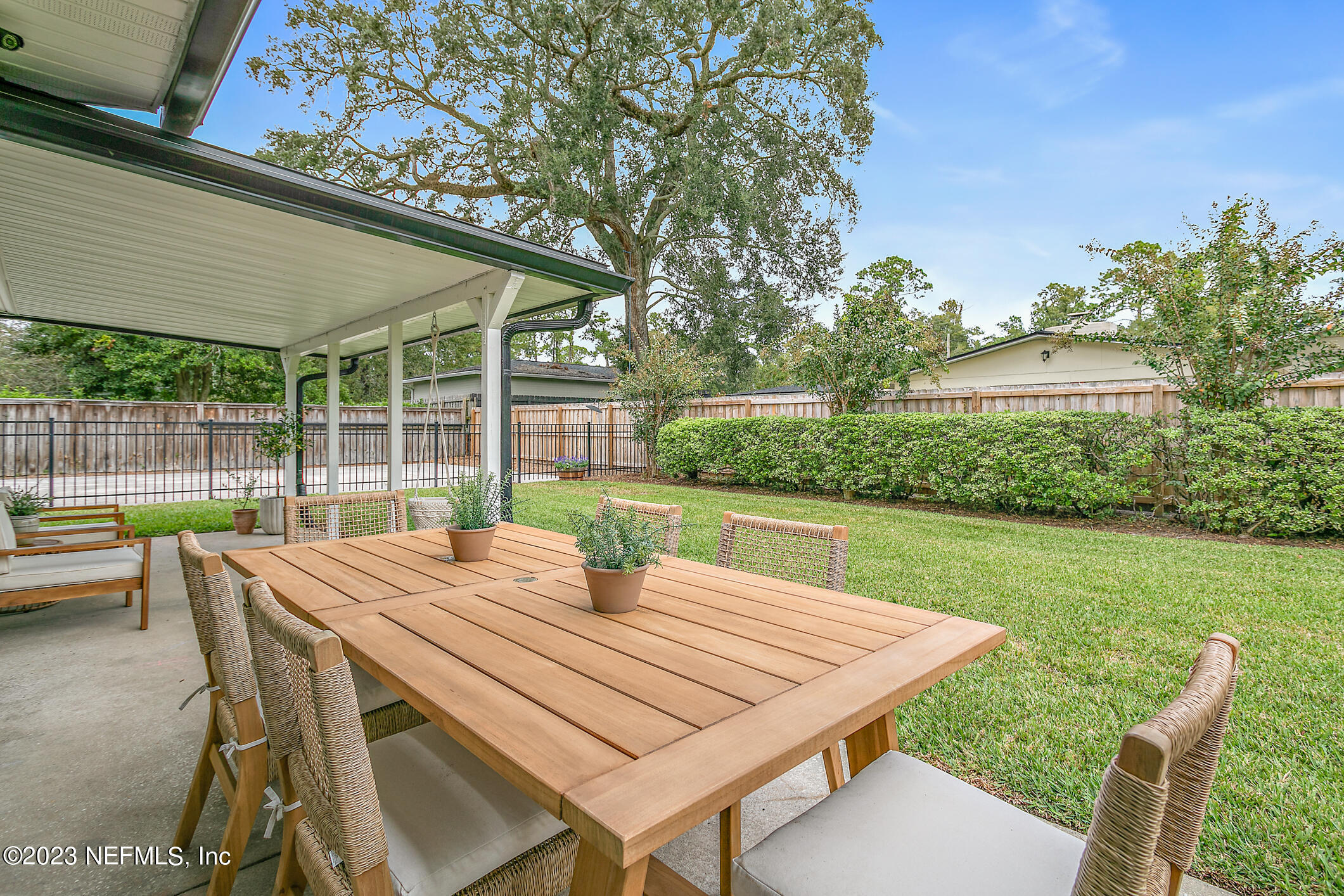4717 Carlisle Road Jacksonville, FL 32210 - Photo 45 of 46 Outdoor Dining Area