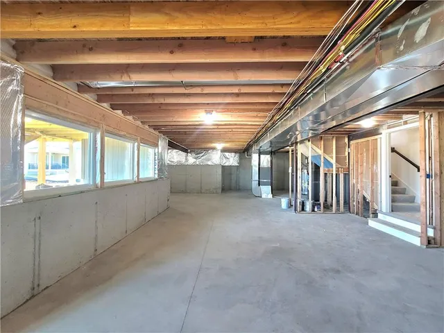 $855,589 | 18221 Oakmont Street, Overland Park, KS 66013